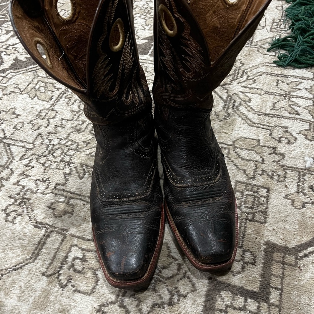 Ariat Black and Brown Cowboy Boots